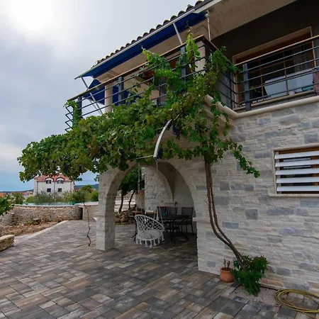 Apartment Apartman 5m *