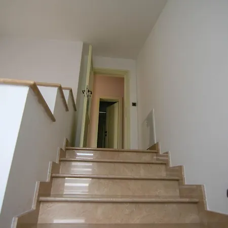 Apartman 5m Apartment